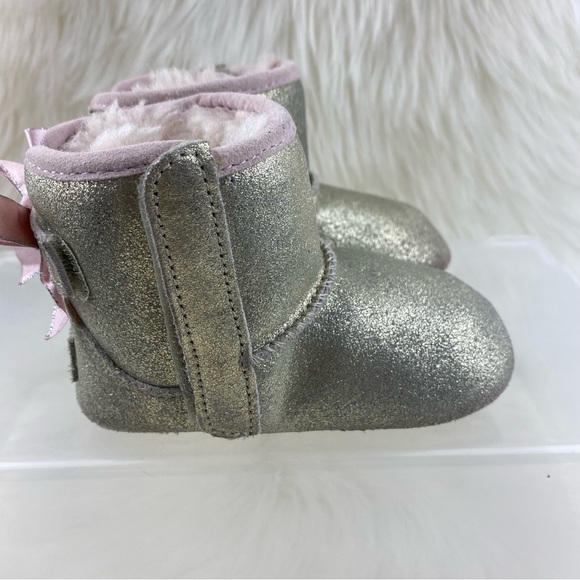 UGG WINTER BOOTS - Picture 2 of 9
